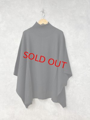 画像1: LILOU+LILY 　HIGH GAUGE KNIT BOTTLE NECK CAPE   　D.BLACK 　size:38 (1)