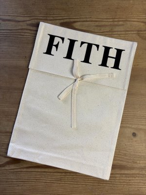 画像1: ☆FITH    ノベルティ　FITH 　トラベルバッグ　（定価商品税込26,400円以上お買い上げの方）(SALE商品対象外) (1)