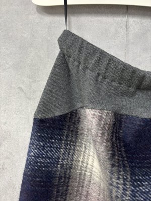 画像2: 2025AW   Bon Vieux Temps　　ウール起毛チェック柄スカート　　90；ネイビー系　 (2)