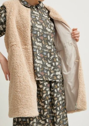 画像2: LILOU+LILY BOA/NYLON REVERSIBLE LONG VEST    A.IVORY   size:38  (2)