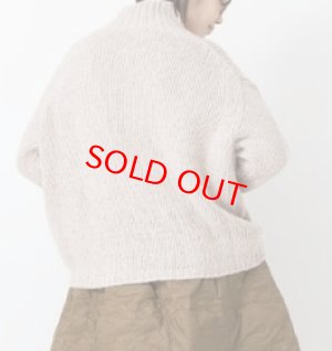画像2: Veritecoeur    ハンドニットハイネックプルオーバー　　　BEIGE　サイズ；F (2)