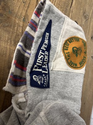 画像5: 2025秋冬　DENIMDUNGAREE　 	  ウラケ PENNIE ワッペン パーカー　　3；グレー (5)