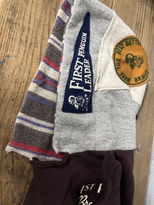 画像5: 2025秋冬　DENIMDUNGAREE　 	  ウラケ PENNIE ワッペン パーカー　　2；黒 (5)