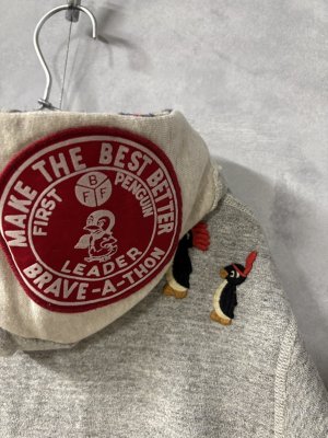 画像3: 2025秋冬　DENIMDUNGAREE　 	  ウラケ PENNIE ワッペン パーカー　　3；グレー (3)