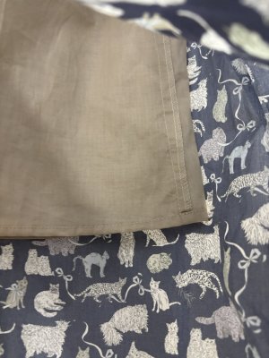 画像4: LILOU+LILY　　 LIBERTY TANA LAWN CAT  スカート　ネイビー　　サイズ；38 (4)