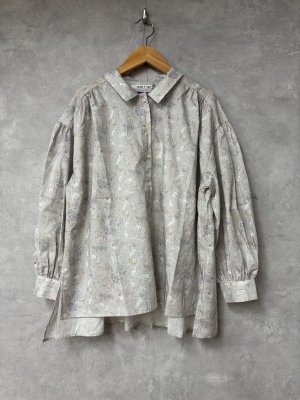 画像1: LILOU+LILY　　 LIBERTY TANA LAWN SHIRTS 〈CAT〉  グレー　　サイズ；38 (1)