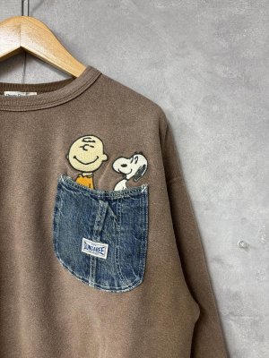 画像2: 2025秋冬　DENIMDUNGAREE　 Vintage Fleece SNOOPY Pocket Sweatshirt　　　7；茶 (2)