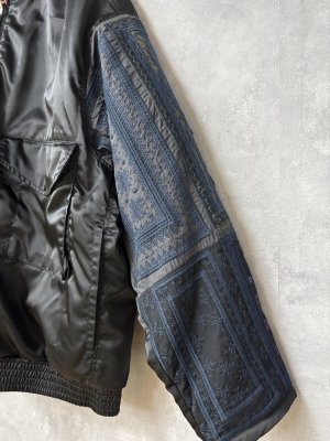 画像3: 2025秋冬　MARET(マレ)  ミリタリー刺繍袖ドッキングジャケット　　2；黒 (3)