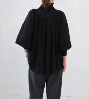 画像2: douxbleu　タートルギャザーブラウス　 99；ブラック　サイズ；FREE (2)