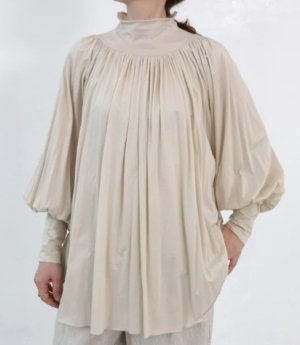 画像1: douxbleu　タートルギャザーブラウス　  20；ベージュ　サイズ；FREE (1)
