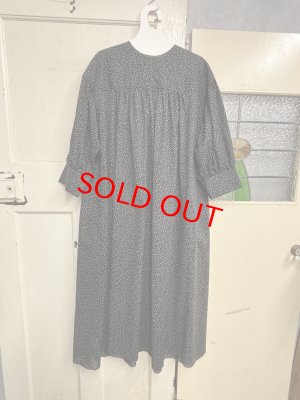 画像4: 2026SS　 Bon Vieux Temps　　ワンピース　　28:ブラック　サイズ；1 (4)