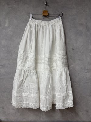 画像3: ヴァンブラン vent blanc　　ピンタック＆LACEギャザースカート　　OFFWHITE　　サイズ；F (3)