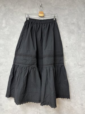 画像1: ヴァンブラン vent blanc　　ピンタック＆LACEギャザースカート　　BLACK　　サイズ；F (1)