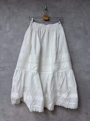 画像1: ヴァンブラン vent blanc　　ピンタック＆LACEギャザースカート　　OFFWHITE　　サイズ；F (1)
