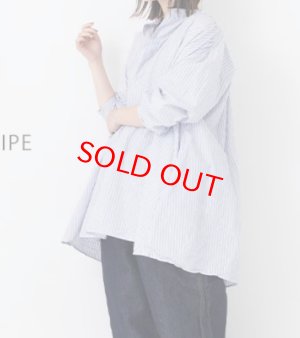 画像1: Veritecoeur       　プルオーバーシャツ　　カラー；NAVY×RED STRIPE　サイズ；F (1)