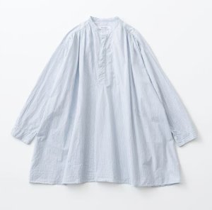 画像1: Veritecoeur       　プルオーバーシャツ　　カラー；SAX×GREEN STRIPE　サイズ；F (1)