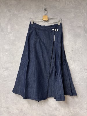 画像1: ヴァンブラン vent blanc　　サイドタックデザインベイカースカート　　カラー；IND1 　サイズ；F　 (1)