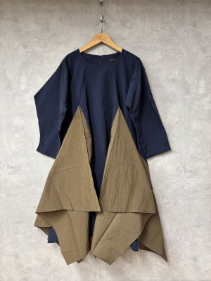 画像1: ??nunuforme 　 フリルエッジワンピース     　NAVY　 (1)