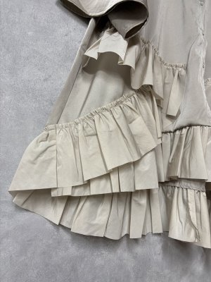 画像2: ??nunuforme 　 ボリュームフリルシャツ　　BEIGE (2)