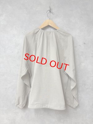 画像4: YARRA NEU　シアーノーカラーギャザーブルゾン　	 83_GREIGE　　サイズ；FREE (4)