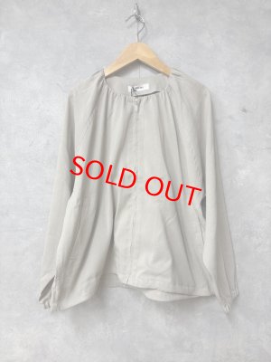 画像1: YARRA NEU　シアーノーカラーギャザーブルゾン　	 83_GREIGE　　サイズ；FREE (1)