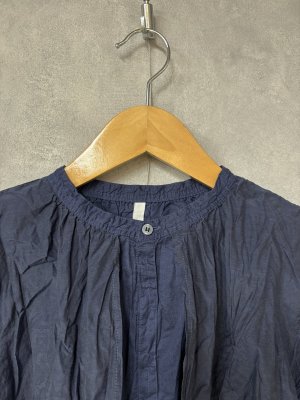 画像2: grin　キュプラCスタンドレイヤードシャツ　490；ネイビー　　サイズ；2 (2)