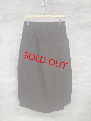 画像1: NATURAL LAUNDRY 　バックツイルカーゴスカート　　690:ブラウン　　サイズ2 (1)