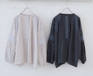 画像3: douxbleu　C/L クロスステッチ刺繍ブラウス　85；チャコール　サイズ；FREE (3)