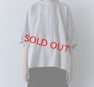 画像2: douxbleu　C/L クロスステッチ刺繍ブラウス　81；ライトグレー　サイズ；FREE (2)