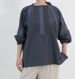 画像1: douxbleu　C/L クロスステッチ刺繍ブラウス　85；チャコール　サイズ；FREE (1)