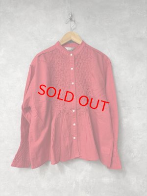 画像1: douxbleu　ハンドスモッキング刺繍シャツ　40；レッド　サイズ；FREE (1)