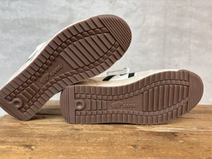 画像3: KARHU カルフ スニーカー  Karhu Mestari メスタリ　　カラー；1SILVER LINING / BLACK (3)