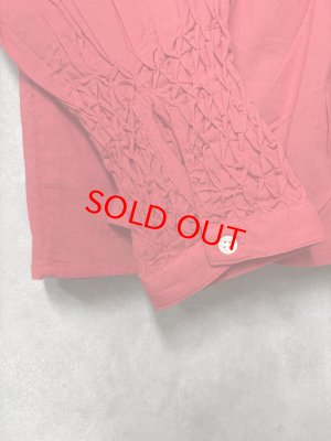 画像2: douxbleu　ハンドスモッキング刺繍シャツ　40；レッド　サイズ；FREE (2)