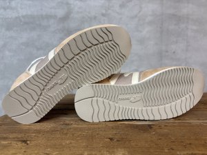 画像4: KARHU カルフ スニーカー  Karhu  ALBATROSS 82  　　　カラー；HAZELNUT / TURTLEDOVE  (4)