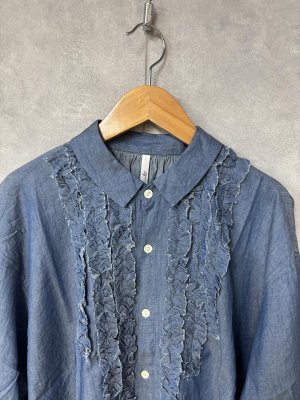 画像2: grin　Iデニムボイル三角フリルシャツ　　050；ブルー　　サイズ；2 (2)