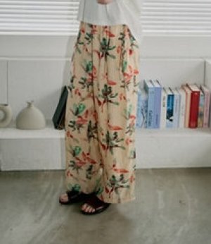 画像1: douxbleu　フラワーインドプリントパンツ　　21；ライトベージュ　サイズ；FREE (1)