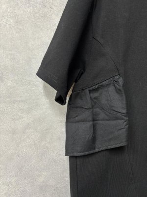 画像2: ヴァンブラン vent blanc　　40/2コーマ天竺アシンメトリーフリルP/O　　BLACK　　サイズ；F　 (2)