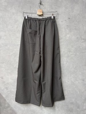 画像2: 2026春夏 フランキーグロウ　TWILL STRIPE SIDE LINE ROOMY PANTS 　カラー；GRAY　　(おとなサイズ) (2)