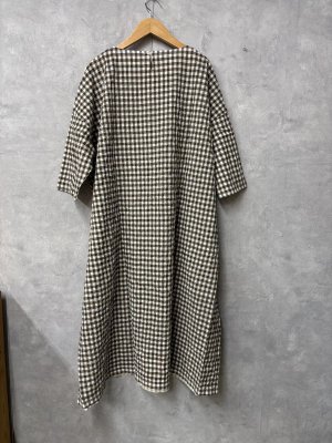 画像3: 2026   快晴堂　ゆらぎギンガムチェック Wideストン5分袖ワンピース　　(3)チョコレート　サイズ；F (3)