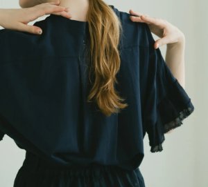 画像3: YARRA 　異素材フリルスリーブカットプルオーバー　55；ネイビー　　FREE (3)