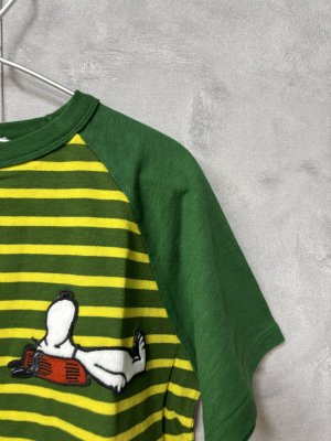 画像2: 2026春夏 　DENIMDUNGAREE　テンジク SNOOPY ボーダー TEE　　9:カーキ　　サイズ:135 (2)