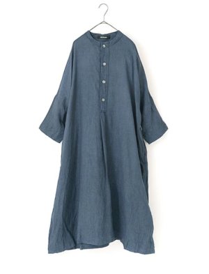 画像1: Veritecoeur 　 墨染めリネンヘンリーネックワンピース　　GRAY　　サイズ；F (1)