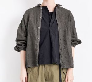 画像2: Veritecoeur 　 墨染めリネンシャツジャケット　　BROWN　　サイズ；F (2)