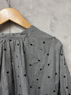 画像3: NATURAL LAUNDRY 　ドット刺繍2Wayギャザープルオーバー　　994；ブラック　サイズ2 (3)