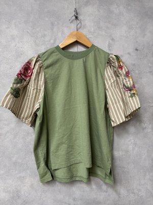 画像1: 2026春夏　MARET(マレ) 　　袖鳥花刺繍T　9；カーキ　サイズ；F (1)
