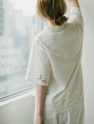 画像3: YARRA 　INDIAスカラップ刺繍ブラウス　01；ホワイト　FREE (3)