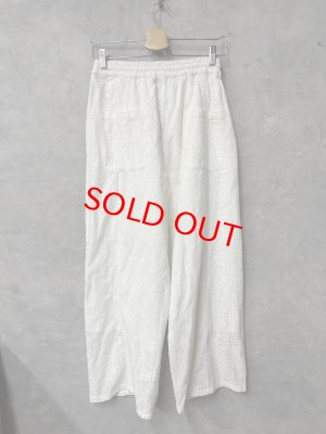 画像4: 30%off　YARRA 　　INDIA刺繍切替ワイドパンツ　01；ホワイト　FREE (4)