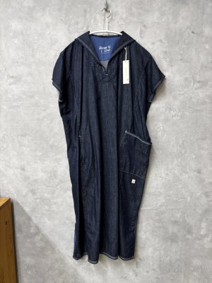 画像1: 2026   快晴堂　Girl's・マルチシーズン/6オンスデニム Wide脇切り替えセーラー衿ワンピース　  1;インディゴデニム　　サイズ；F (1)