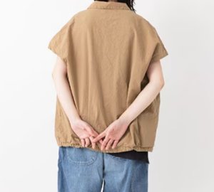 画像2: VC 　シュリンクフレンチスリーブシャツ　カラー；BROWN　　サイズ；F (2)