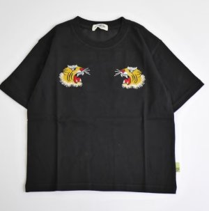 画像1: MakeYourDay　トラ刺繍半袖Tシャツ　（大人サイズ）　　カラー；黒　サイズ；M (1)